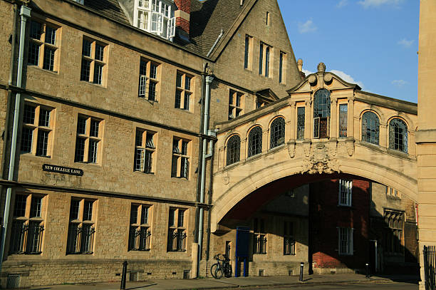 istock Bridge Of Sighs Oxford University 95001818