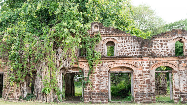 istock Old House of Ban -Tharae Catholic community 950039280