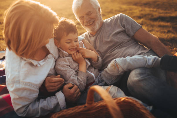 istock Picnic with my grandparents 950040464