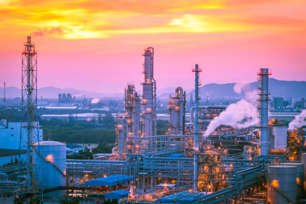 istock Twilight scene of Petroleum refinery plant 950049768
