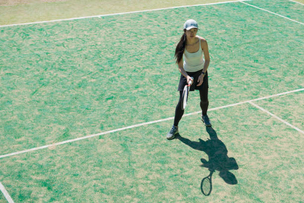 istock Japanese women playing tennis 950060474