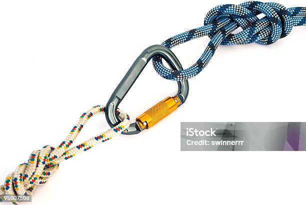 Cuerda Con Mosquetón Y Foto de stock y más banco de imágenes de Cuerda - Cuerda, Montañismo, Recortable