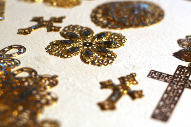 istock Golden small Jewlery 950123432