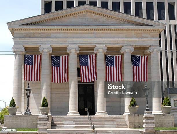 Court House Mit Flaggen Stockfoto und mehr Bilder von Ohio - Ohio, Dayton - Ohio, Gerichtsgebäude