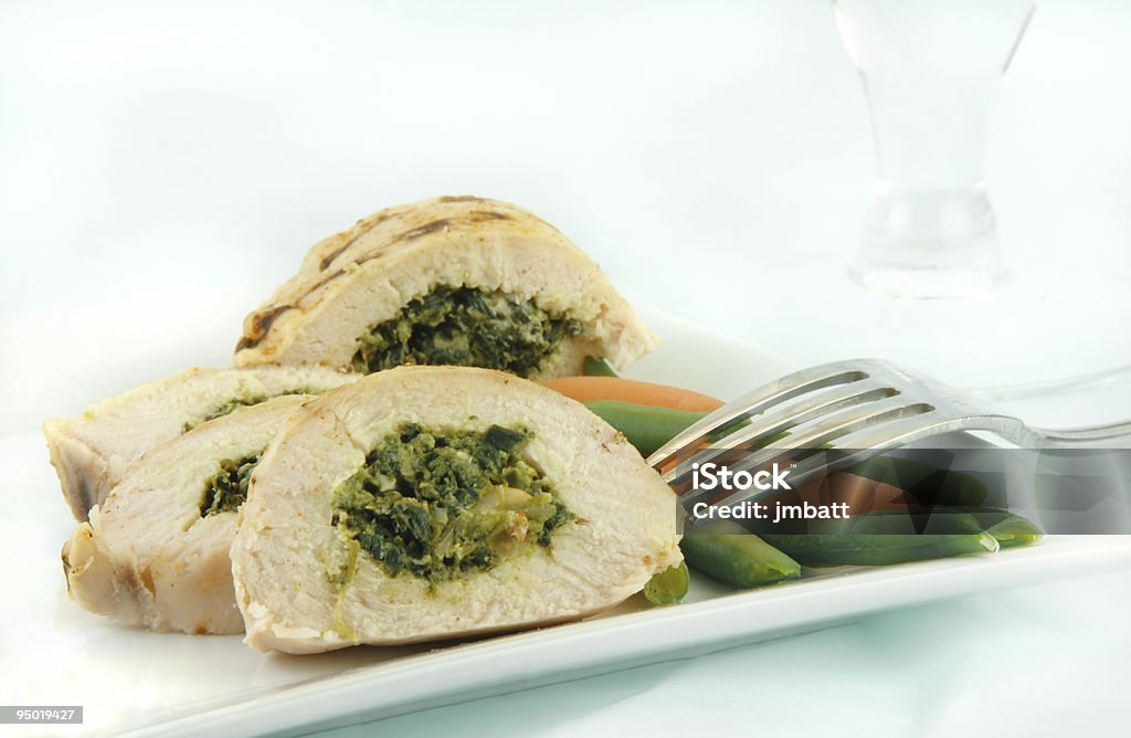 Pollo alla griglia con verdure in stile fiorentino - Foto stock royalty-free di Carne di pollo