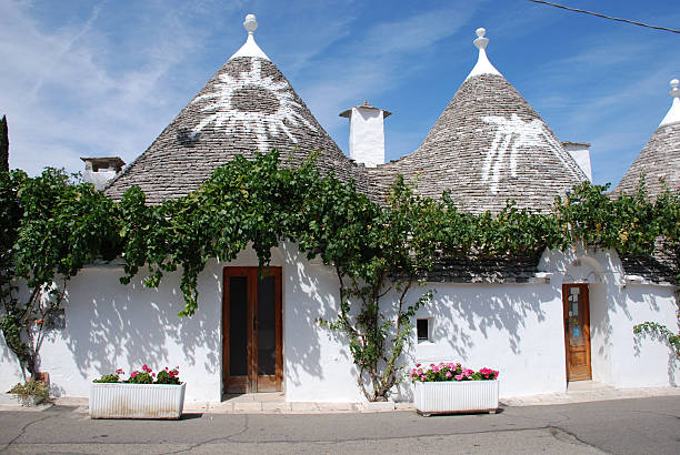 istock Symbols on Trulli Roofs, Puglia 95019771
