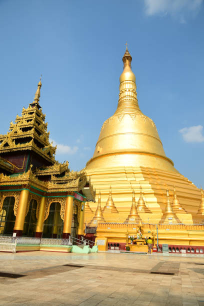 istock Shwemawdaw Pagoda 950220404
