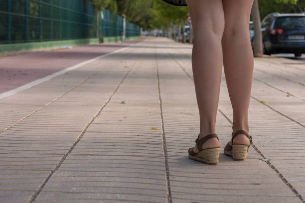 istock Girl in the street. 950276604