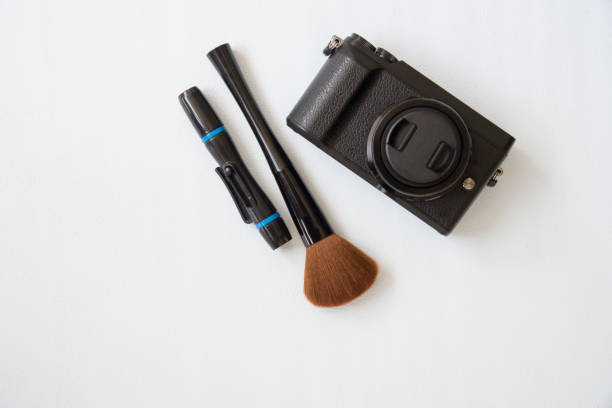 istock Equipment of cleaning camera flat lay style. 950283924