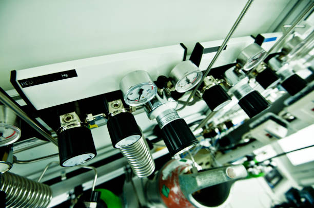 istock Gas And Liquid Control: Tubes and Knob 950287222