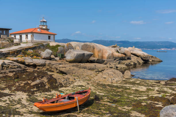 istock Lighthouse of Illa de Arousa (Pontevedra, Spain). 950295312