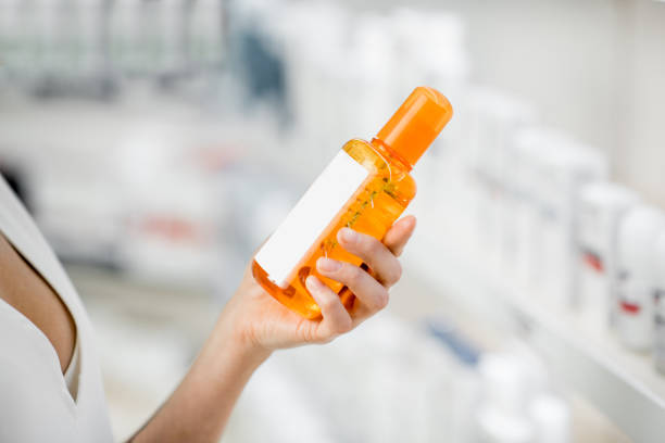 istock Taking sunscreen lotion at the pharmacy 950299706