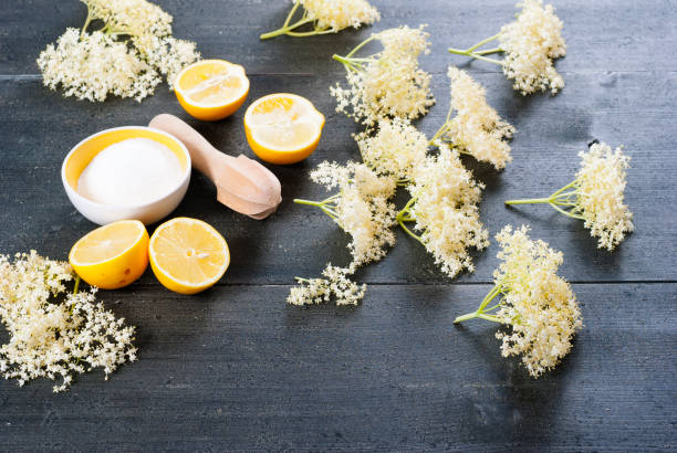 istock Elder blossom arrangement for juice 950300350