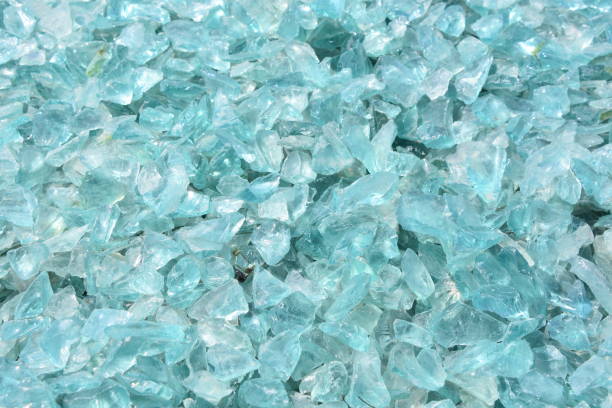 istock A rock made of glass 950314148