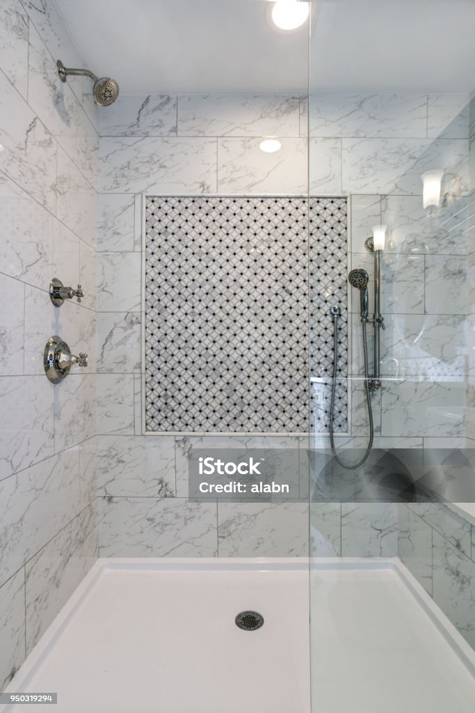 Lovely Walkin Shower With Carrera Marble Surround Stock Photo - Download  Image Now - Shower, Tile, Marble - Rock - iStock