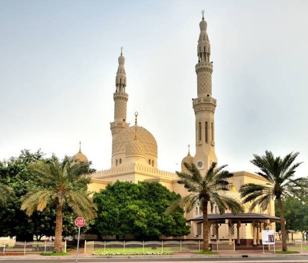 istock Morning sunlight on the Jumeirah Mosque 950365014