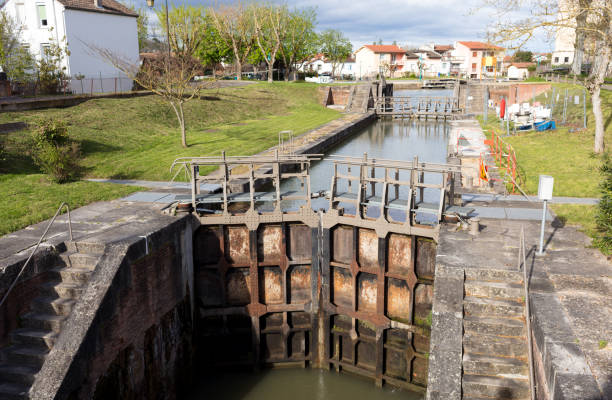 istock gates to control the channel H 950438624