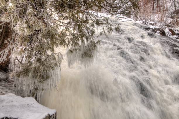 istock Chester Park is a City Park in Duluth, Minnesota during Winter 950455990