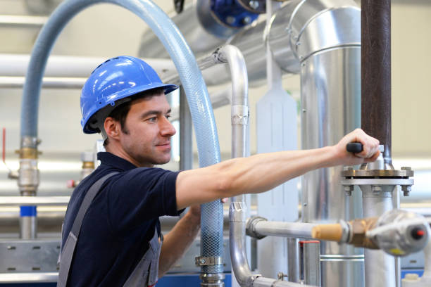 istock assembler in an industrial plant - assembly and repair on site 950477538