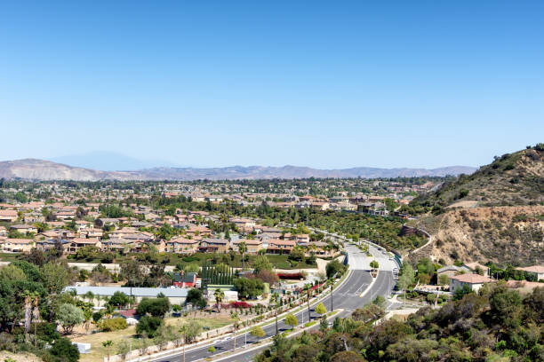 istock Inland empire housing tracks 950542558
