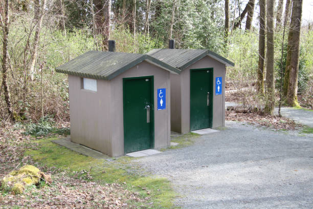 istock Two outdoor washrooms 