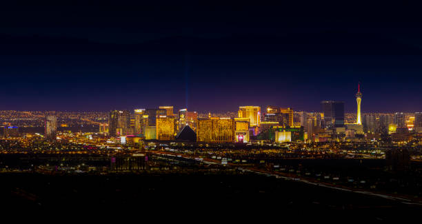 ラスベガス vegas   - las vegas metropolitan area skyline cityscape the las vegas strip ストックフォトと画像