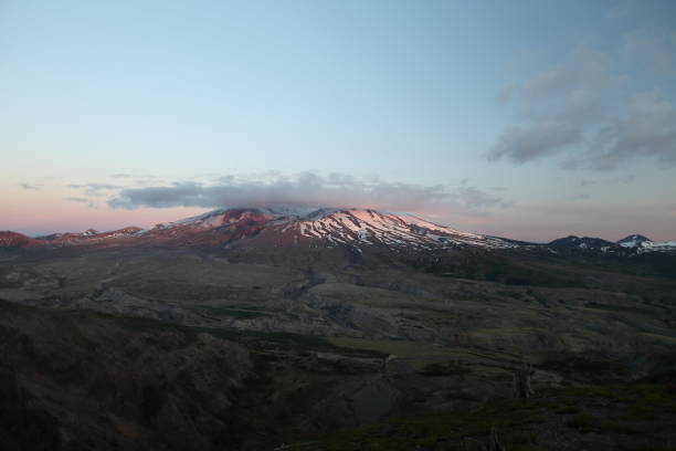 istock A beautiful View of Mount Saint Helens Area 950581620