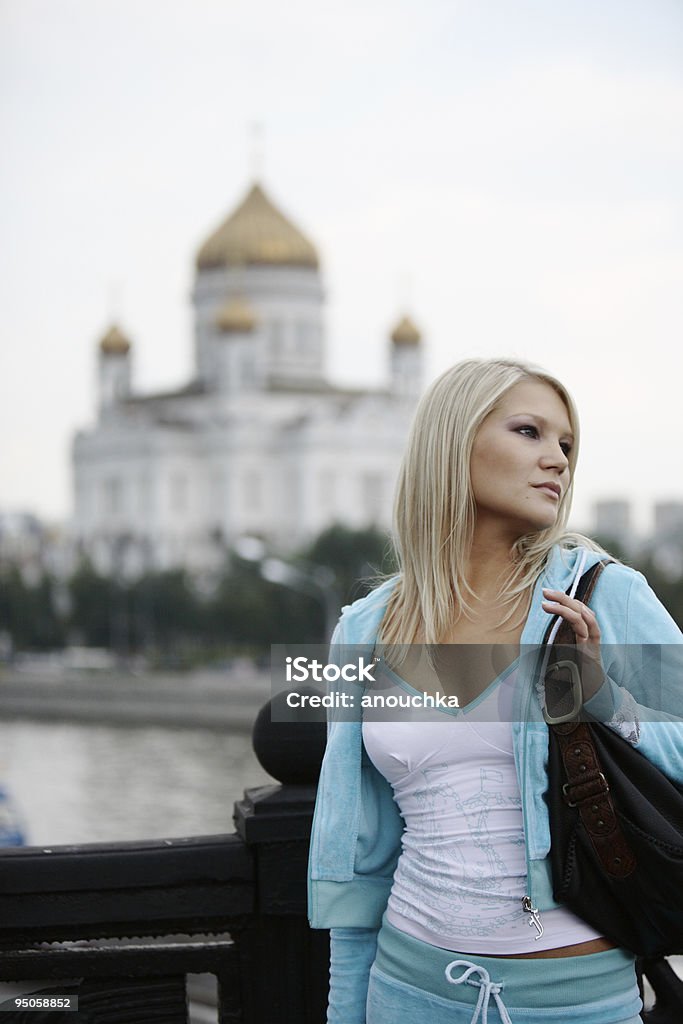 Marcher à Moscou - Photo de 20-24 ans libre de droits