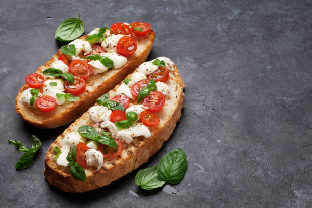 istock Caprese bruschetta toasts 950589096
