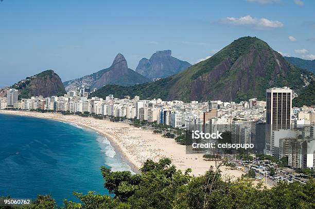 Copacabana - Fotografie stock e altre immagini di Acqua - Acqua, Ambientazione esterna, Brasile