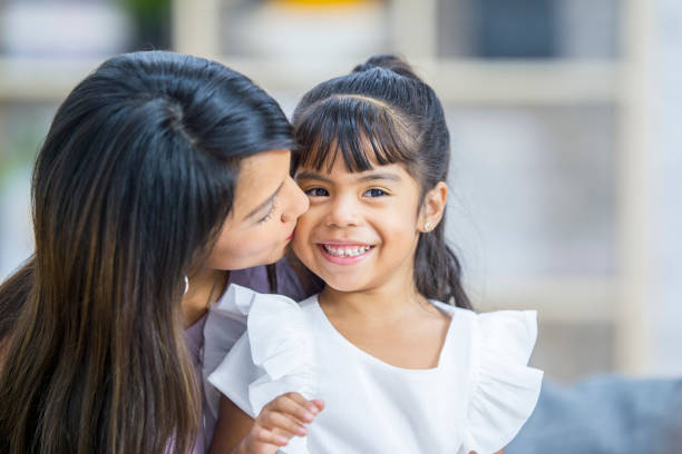 istock Kiss On The Cheek 950624932
