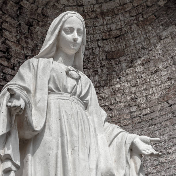 istock Sculpture of Mother Mary 950634694