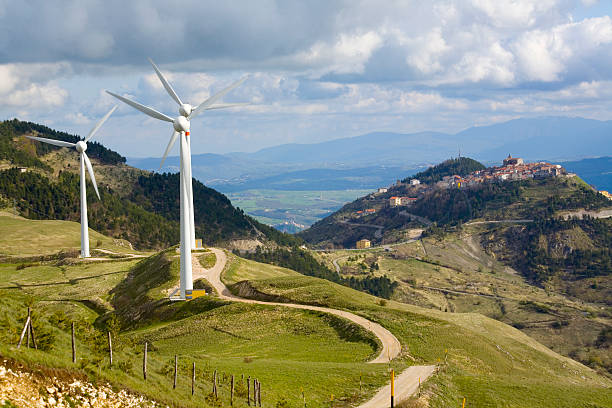 wind turbine in abruzzo  abruzzi photos stock pictures, royalty-free photos & images