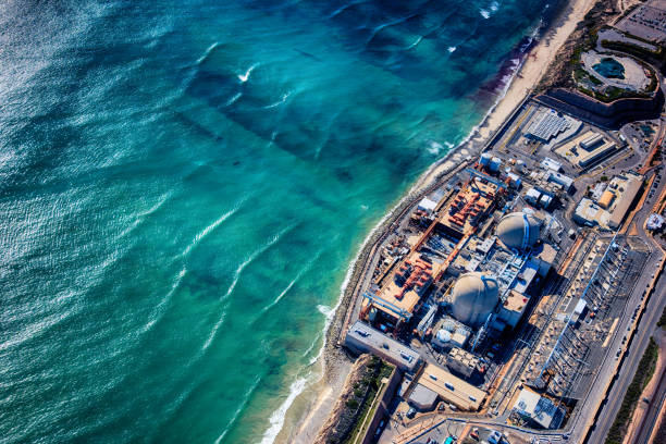 Nuclear Power Plant Aerial The San Onofre Nuclear Power Plant located between San Diego and Orange Counties in Southern California shot from an altitude of about 1500 feet. nuclear reactor stock pictures, royalty-free photos & images