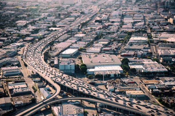istock Southern California  Traffic Jam 950773132