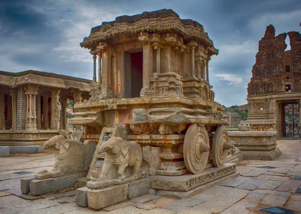 istock Stone chariot from Hampi 950777144