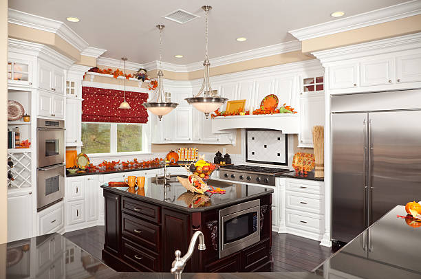 beautiful custom designer kitchen interior - graniet fotos stockfoto's en -beelden