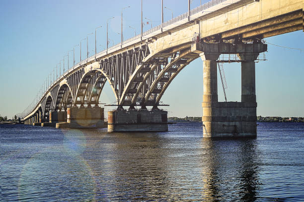 istock Large motor bridge across the reservoir 950839180