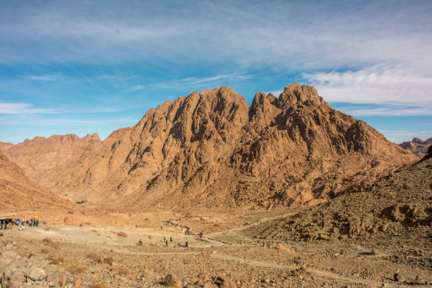 istock sinai desert nature 950866026