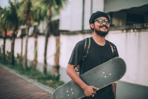 istock Skater boy outdoors 950879528
