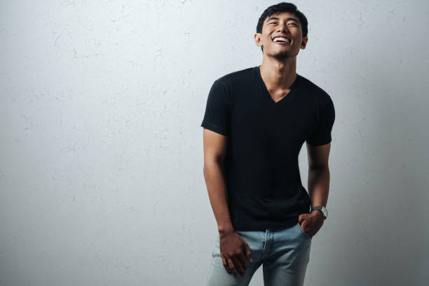 istock man in black blank t-shirt 950965556