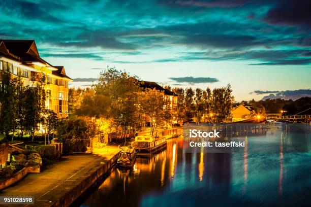 River Thames At Night In Reading Berkshire Stock Photo - Download Image Now - Reading, UK, Berkshire - England