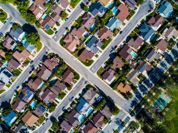 istock Residential areas lined up side by side. 951033664