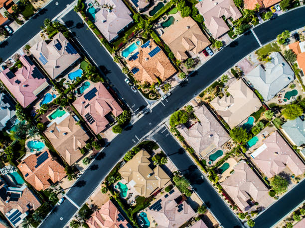istock Residential areas lined up side by side. 951034002