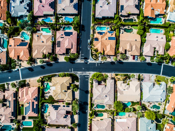 istock Residential areas lined up side by side. 951034004