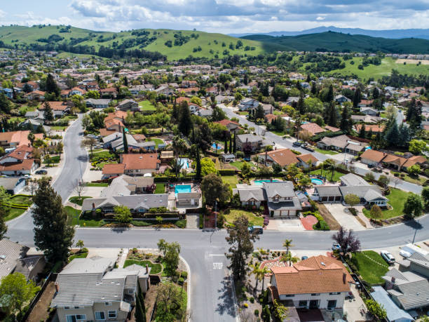 istock Sunny residential streets and nature, beautiful everywhere. 951034688