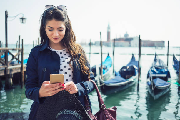 istock Couple in Venice 951054234