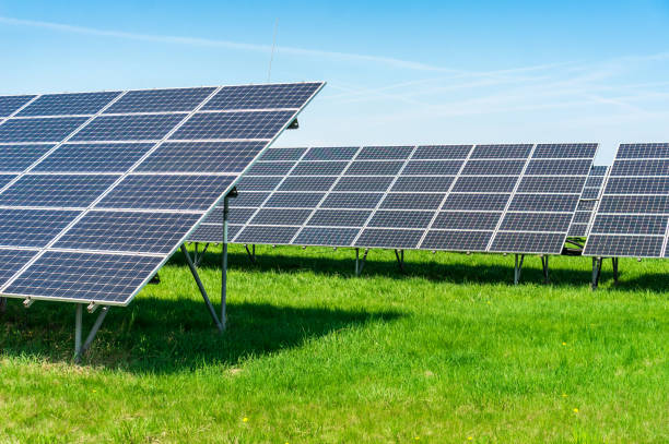 istock Solar power plant using renewable energy from the Sun 951055126