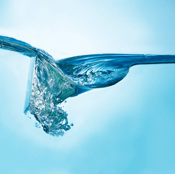 istock Close-up picture of abstract water wave with bubbles 951055404