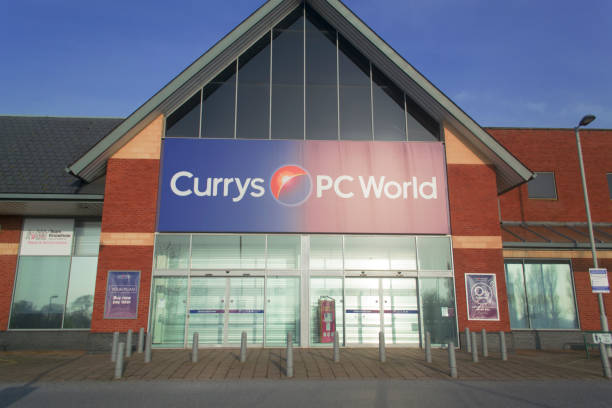 currys pc welt superstore - shopping mall supermarket store sign stock-fotos und bilder